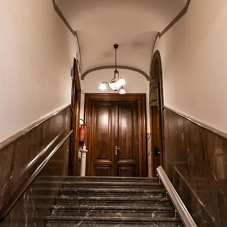 Palazzo Durante 勒托阳尼