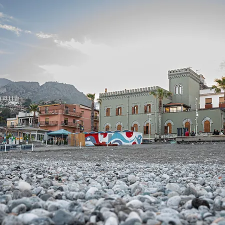 Palazzo Durante 2* 勒托阳尼